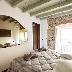 2* Гостевой дом La Torre House